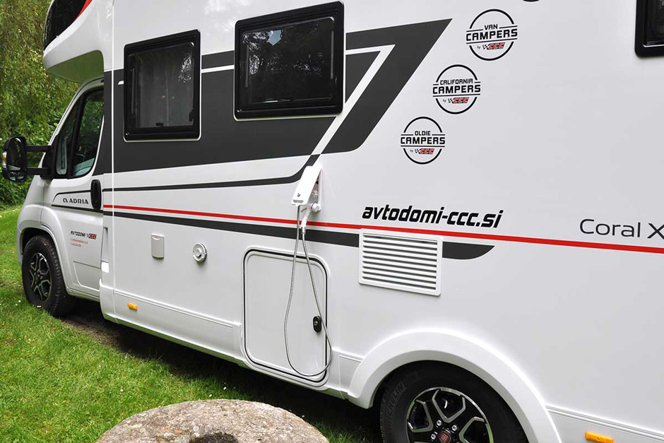 Najem avtodoma Adria Sonic 700 SL Plus